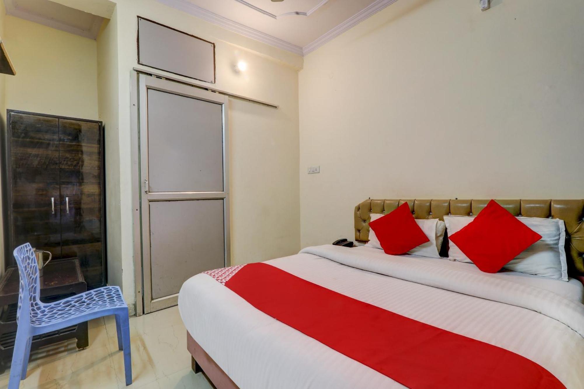 Hotel O Moon Palace Near Sahara Ganj Mall Λάκναου Εξωτερικό φωτογραφία